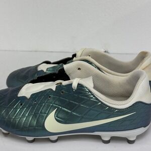 Nike Soccer Cleats Kids 4.5Y Iridescent Green Tiempo Legend 10 Academy FG/MG